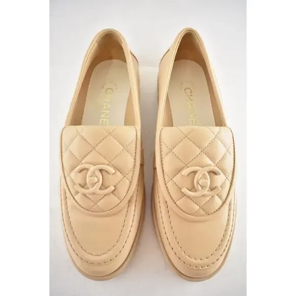 Chanel 24C Beige Leather Quilted Flap Turnlock CC Logo Moccasin Flat Loafer 38.5 - Picture 5 of 16